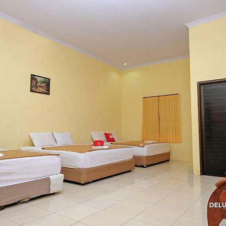 Zen Rooms B Walk Batu Malang Esterno foto