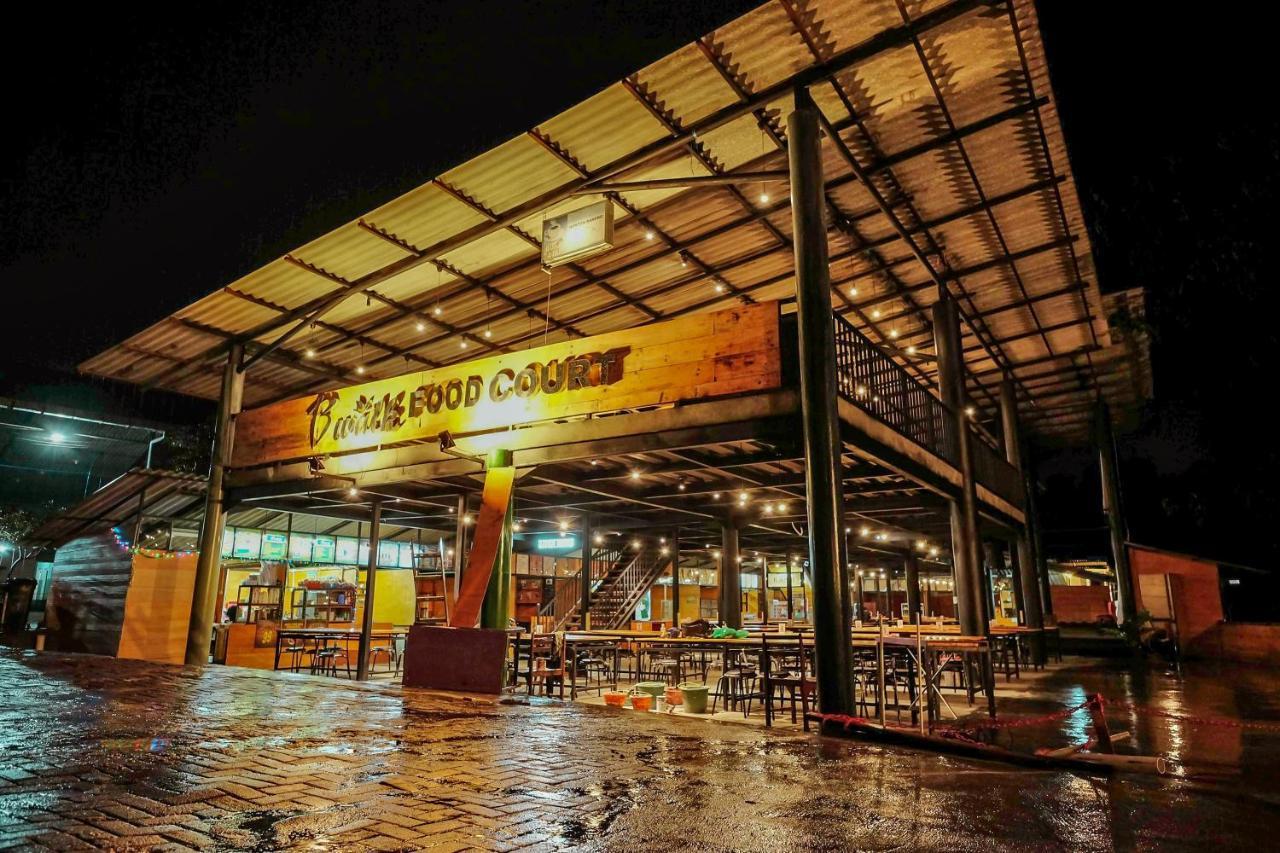 Zen Rooms B Walk Batu Malang Esterno foto