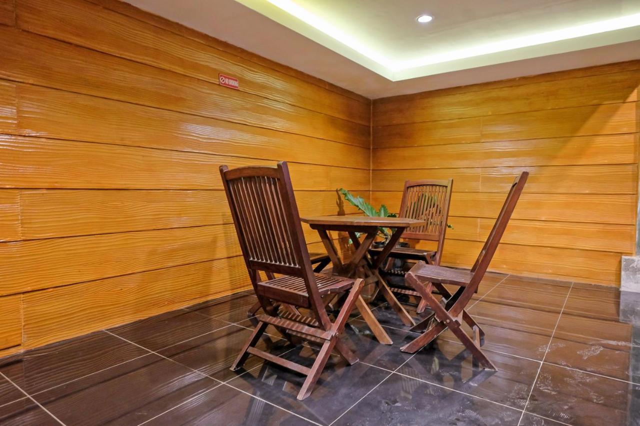Zen Rooms B Walk Batu Malang Esterno foto
