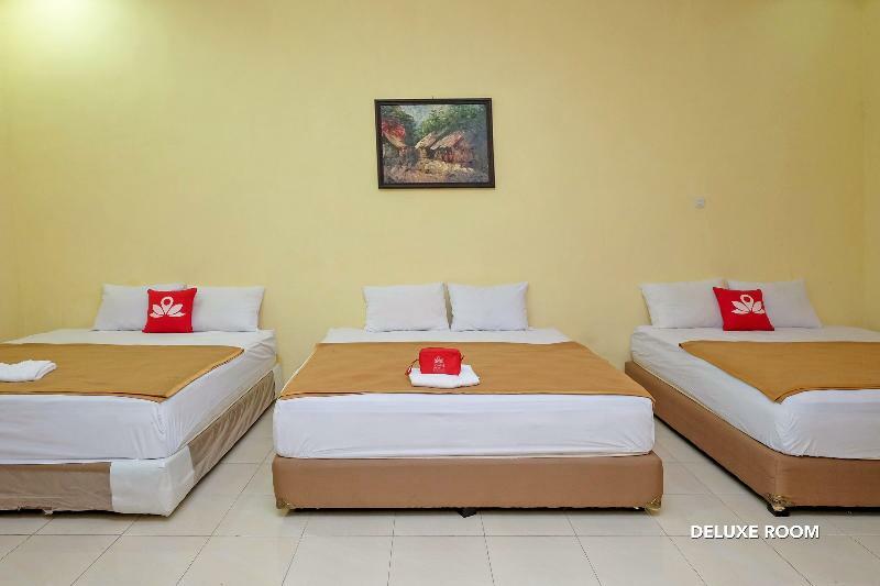 Zen Rooms B Walk Batu Malang Esterno foto